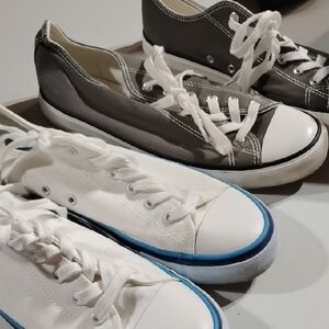 Jenn Ardor Gray and White Sneakers